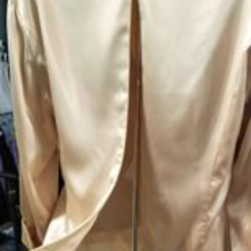 KM Collection Blouse - Picture 5 of 8